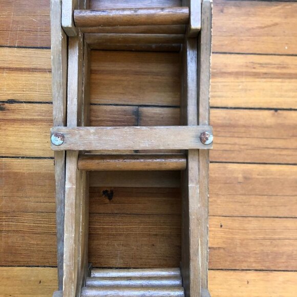 1970s Vintage Expandable Wooden Wine Rack - Versatile Organizer - Picture 7 of 10